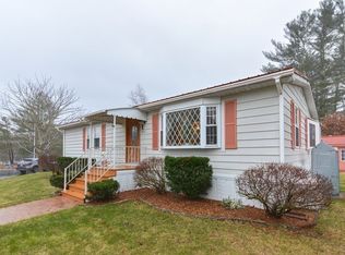 55 Nine South Meadow Vlg, Carver, MA 02330