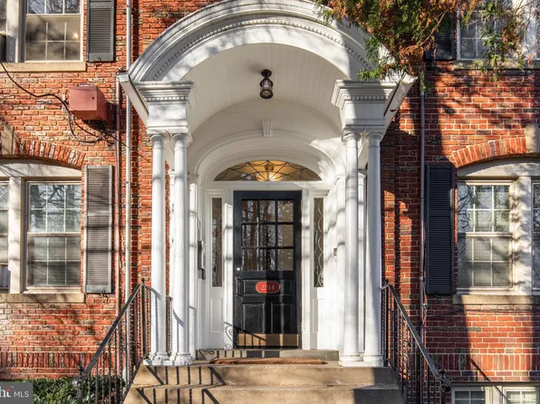 2514 41st St NW APT 3, Washington, DC 20007