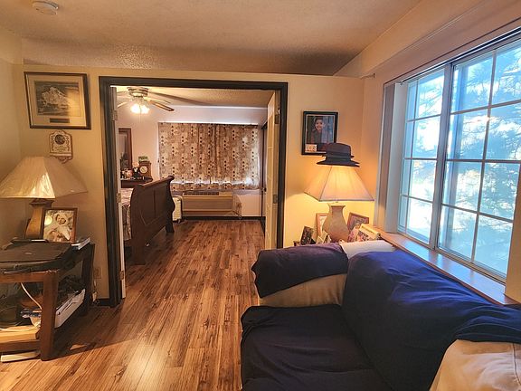 4th image of 3305 Sunset Ave APT 202