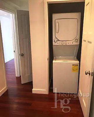 Rented by Hecht Group | media 10