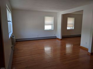 168-170 Pleasant St, Watertown, MA 02472