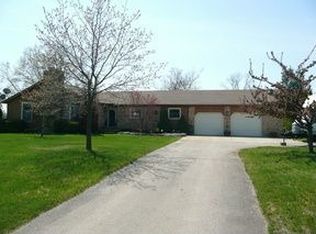 26633 Spaulding Rd, New Hudson, MI 48165