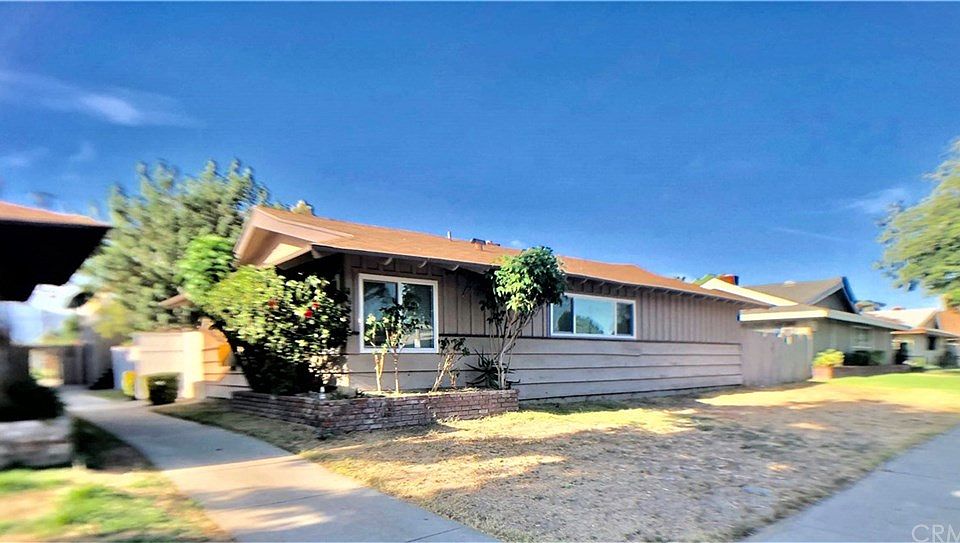 1st image of 4662 Canoga St APT A