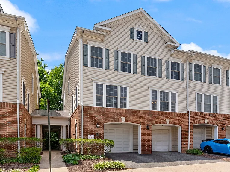 7134 Huntley Creek Pl — Photo 2