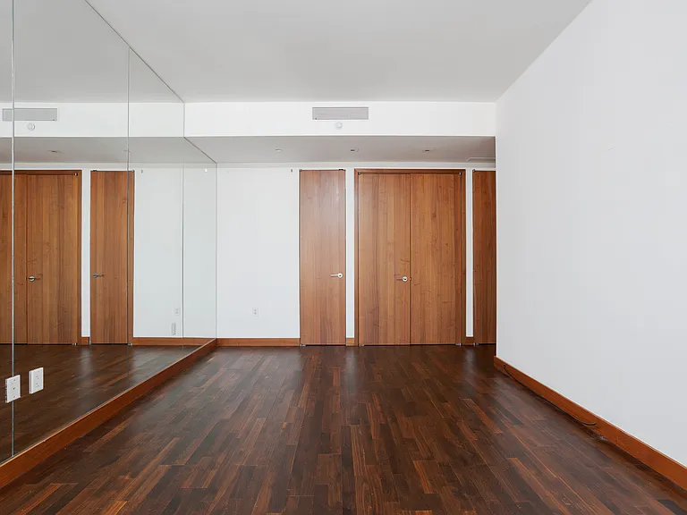 400 5th Ave #52F — Photo 16