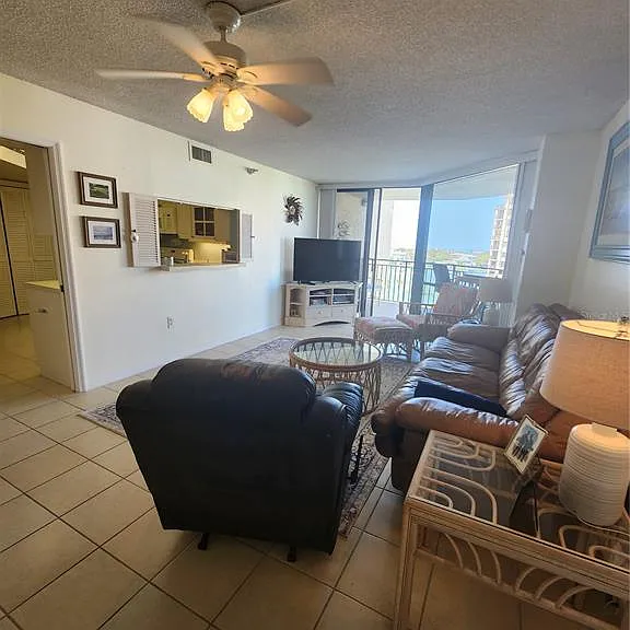690 Island Way #708 — Photo 22