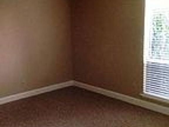 5th image of 318 Bridge Pl
