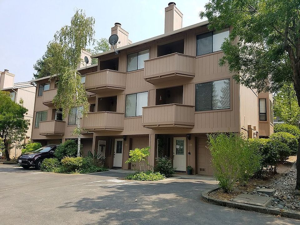1st image of 146 Pacific Ave