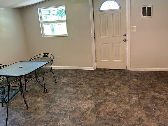 3rd image of 1383 Georges Fairchance Rd