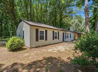 249 Batson Dr, Newport News, VA 23602