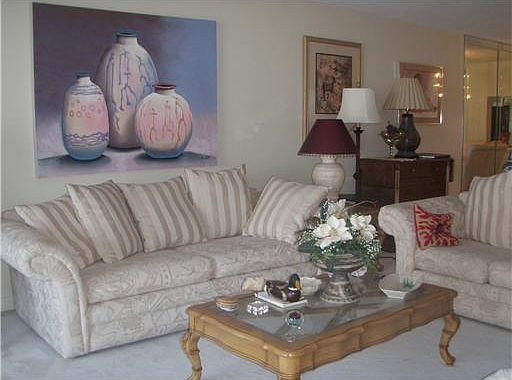 2nd image of 36 Yacht Club Dr APT 603