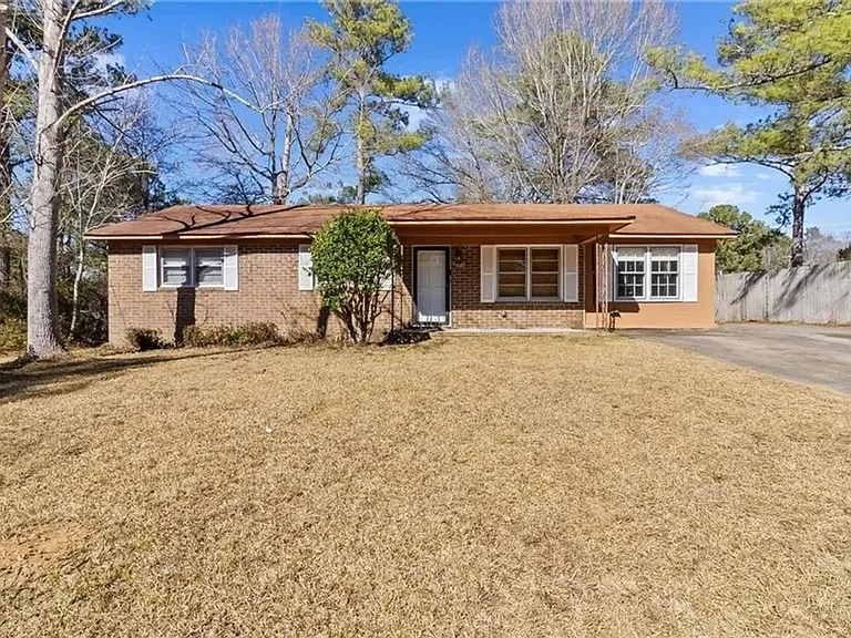 4685 Pinedale Dr — Photo 9