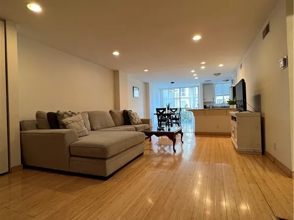 10747 Wilshire Blvd APT 505, Los Angeles, CA 90024