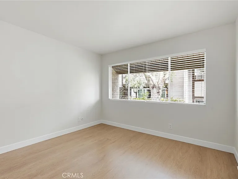 374 S Miraleste Dr #406 — Photo 15