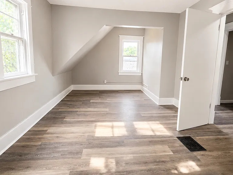 2219 Florence Blvd — Photo 11