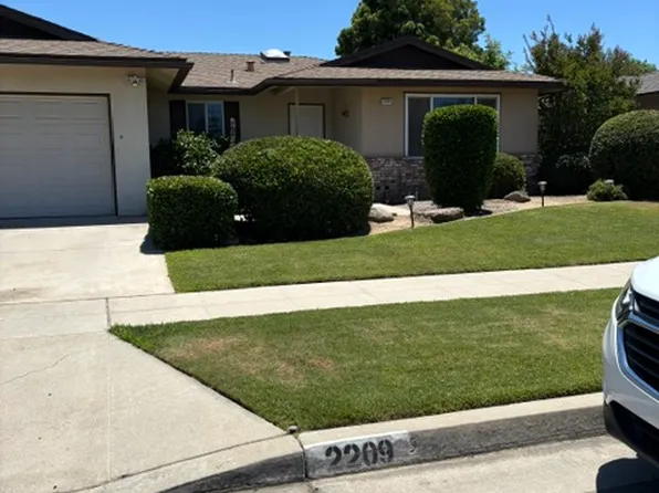 2209 E Palo Alto Ave, Fresno, CA 93710