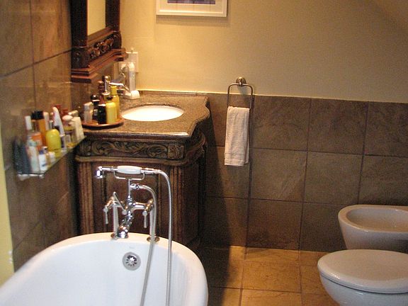3rd floor bathroom