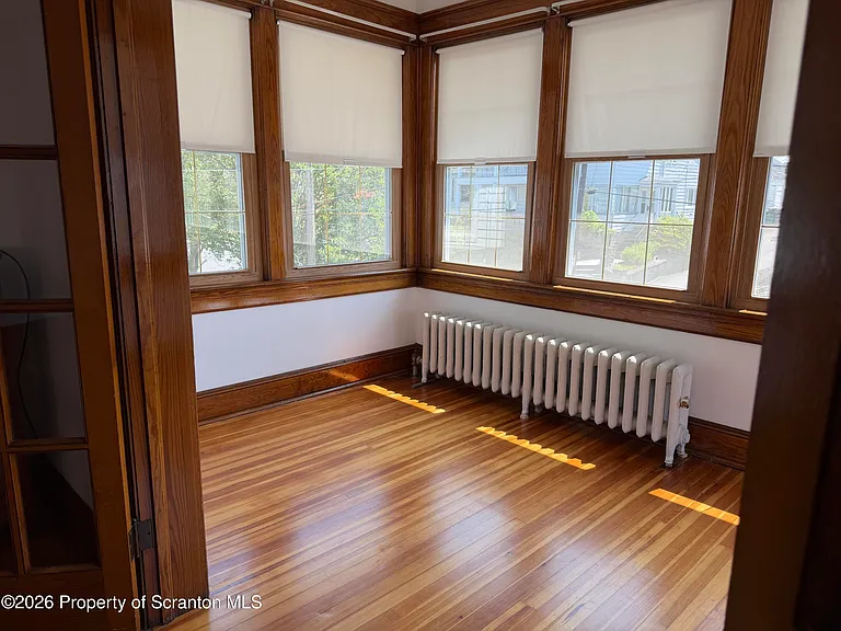 715 Hemlock St — Photo 6
