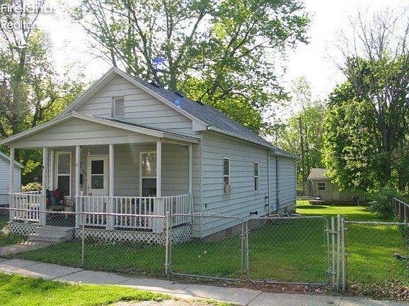 3rd image of 326 Sandusky Ave