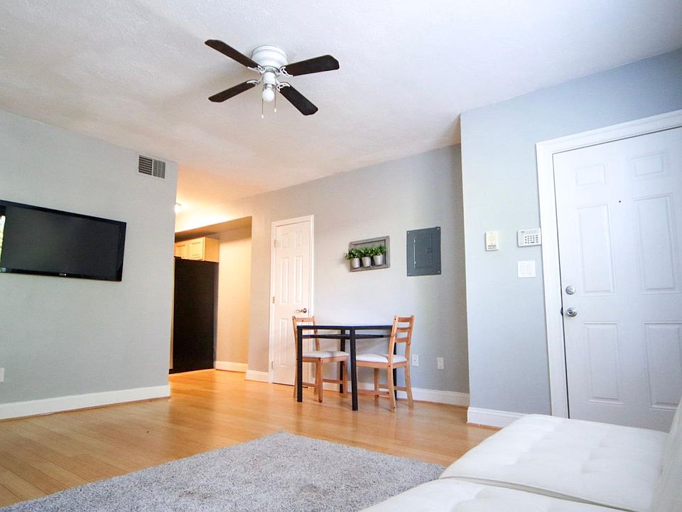 Living room area with closet