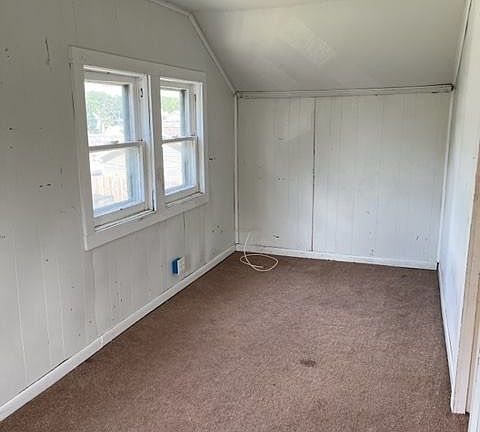 2nd image of 2750 Ridge Ave