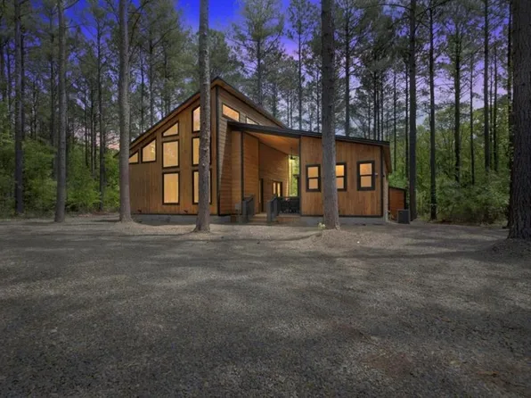 101 Western Fir Ln, Broken Bow, OK 74728