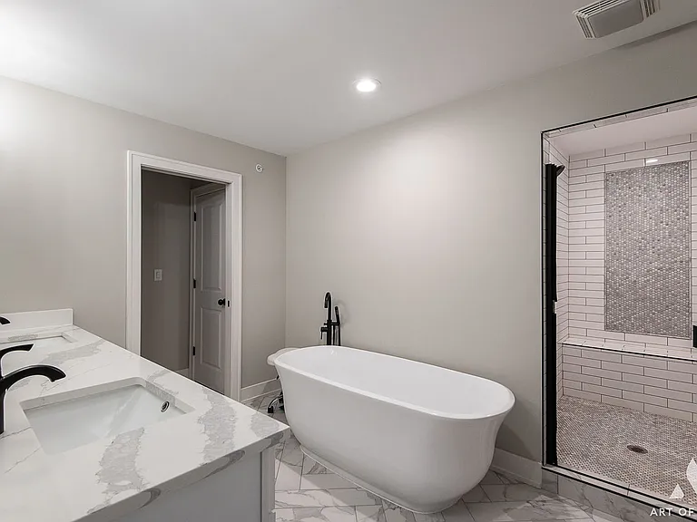 407 W Pierce Rd — Photo 15
