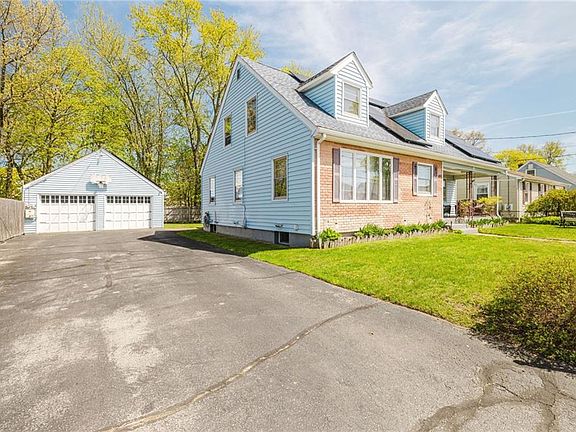 2nd image of 103 Clews St
