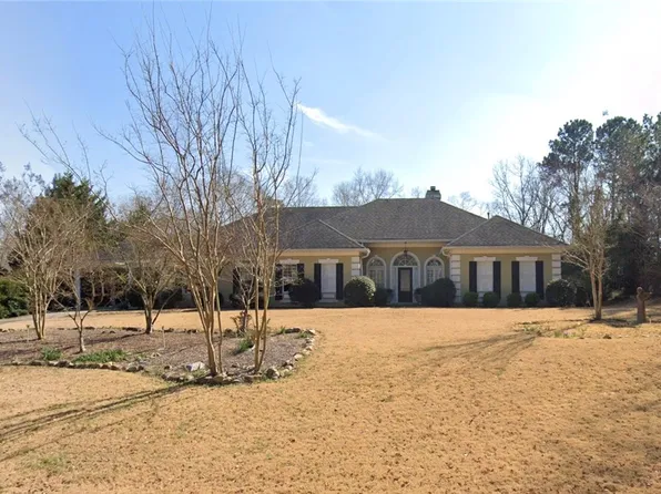 2091 S Evergreen Dr, Auburn, AL 36830