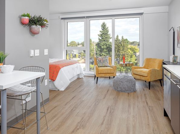 5055 N Interstate Ave #220