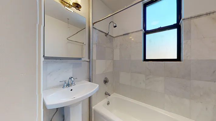 Rented by Bond New York | media 12