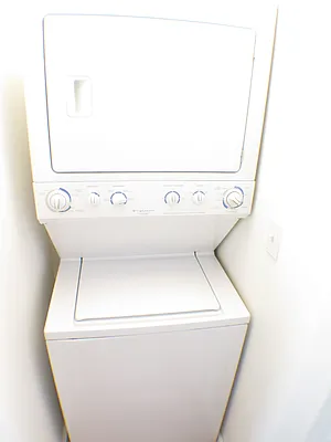 Rented by Glasser Realty LLC | media 11