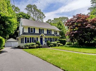 225 N Monroe St, Ridgewood, NJ 07450