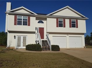 112 Rockefeller Ln, Dallas, GA 30157