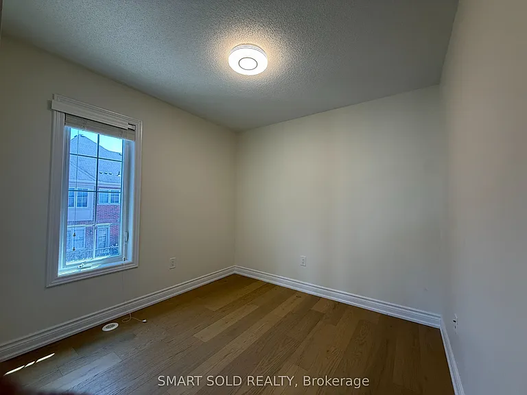 311 Dundas Way — Photo 12