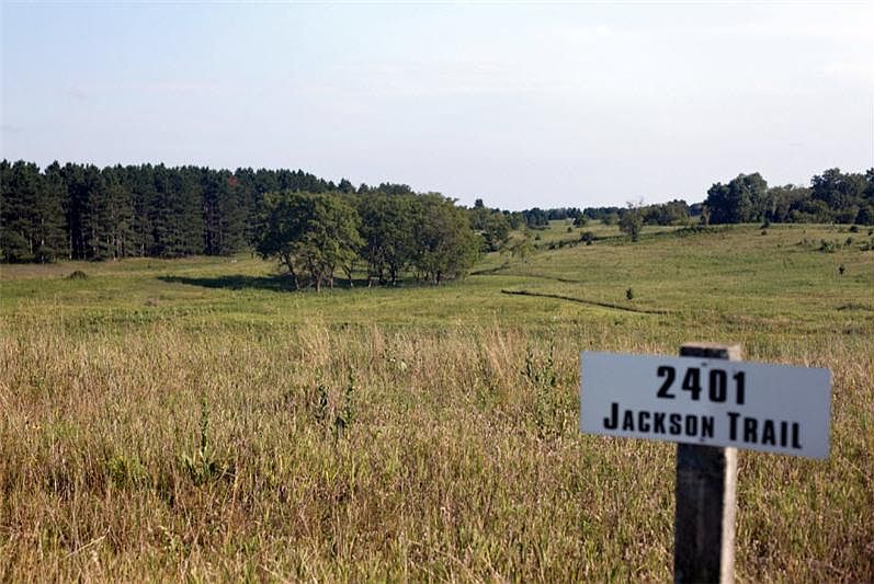 1st image of 2401 Jackson Trl