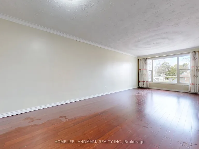 225 Pineway Blvd #UPPER — Photo 5