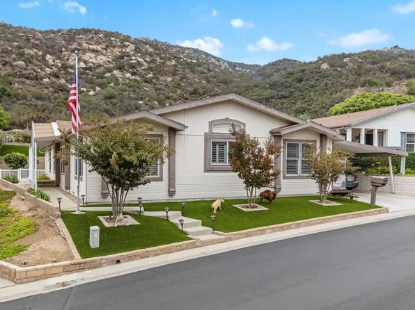 8975 Lawrence Welk Dr Space 301, Escondido, CA 92026