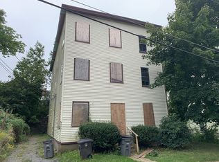 75 Oak St, Baldwinville, MA 01436