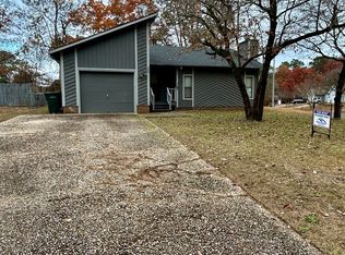 599 Moriston Rd, Fayetteville, NC 28314