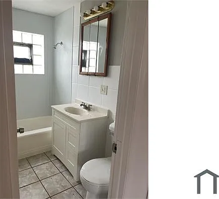 700 N Parkside Ave #2S — Photo 8