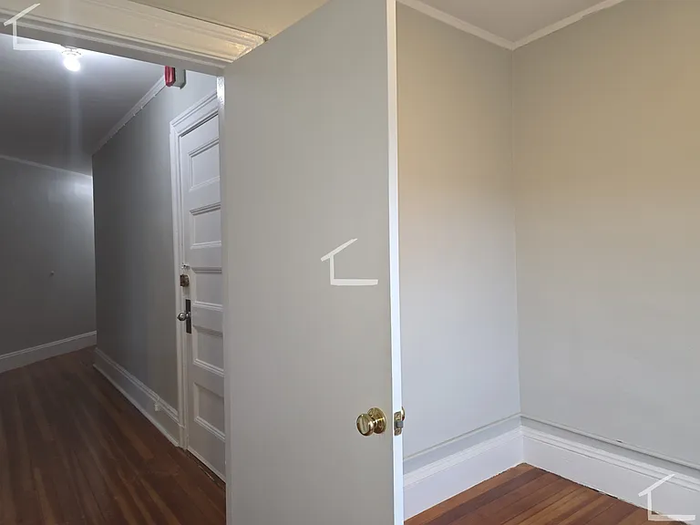 116 Winthrop Rd #5 — Photo 10