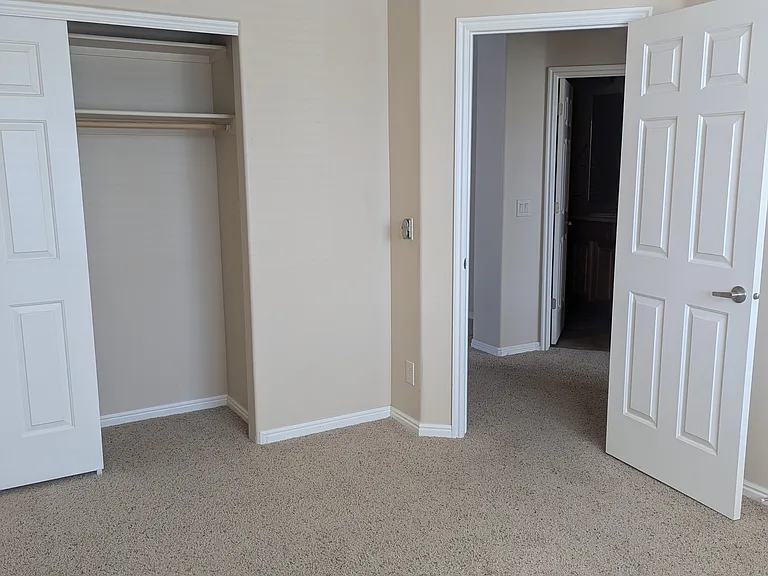 95 Shade Tree Ln #A — Photo 11