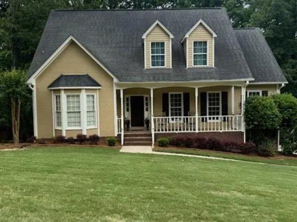 5200 Stonehaven Dr, Birmingham, AL 35244