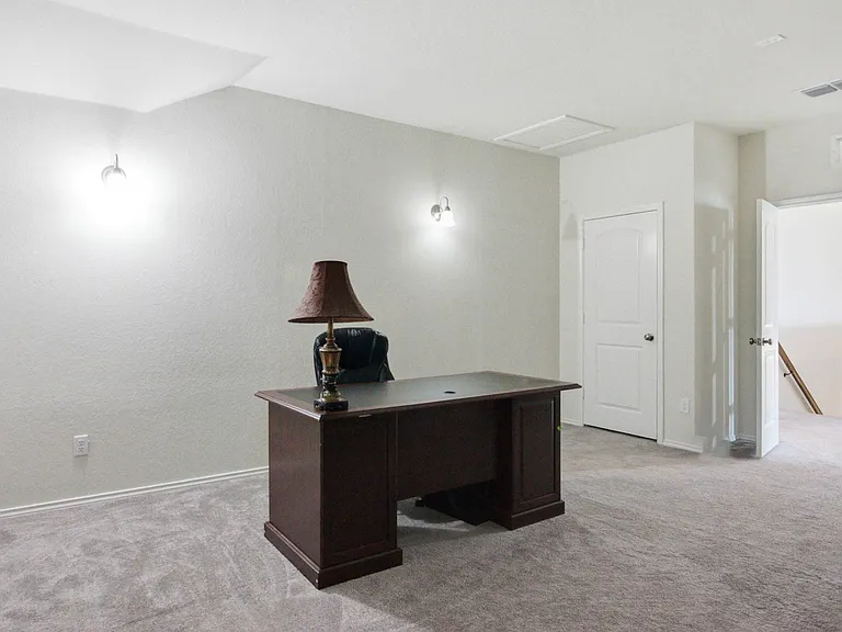 9010 Canopy Bnd — Photo 22
