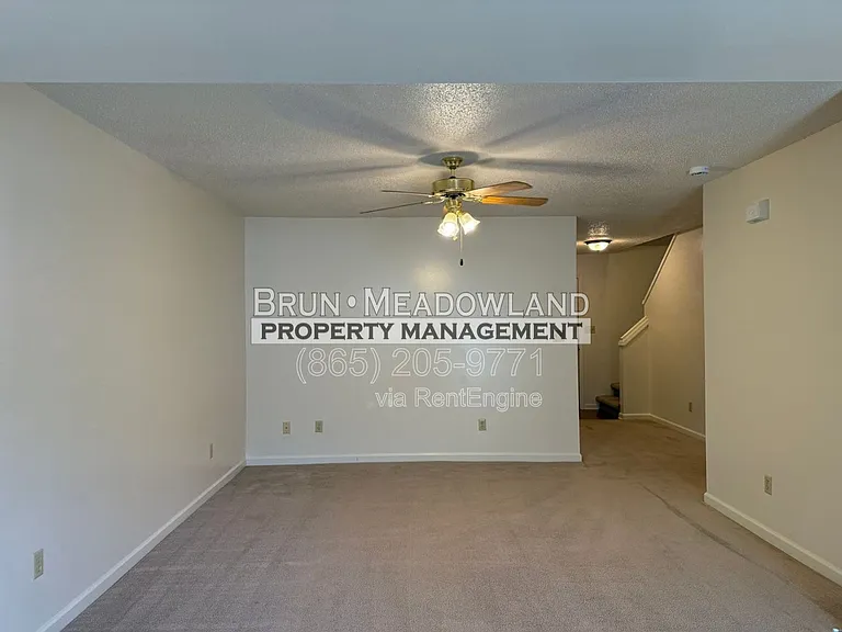 6523 Doe Creek Way — Photo 14
