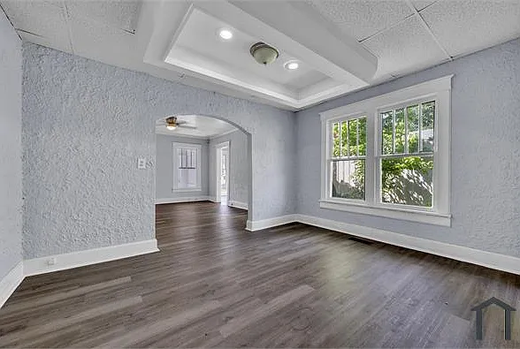 4 bed, 1372 sqft, $1,400 — Photo 4