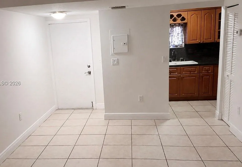 5611 W 25th Ct #14-A