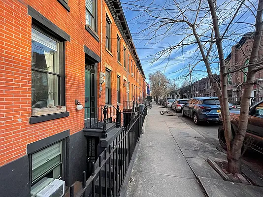 Rented by Outlive | media 47