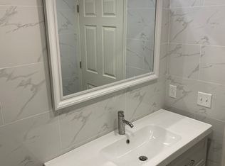 7249 Warwick Dr, Ypsilanti, MI 48197